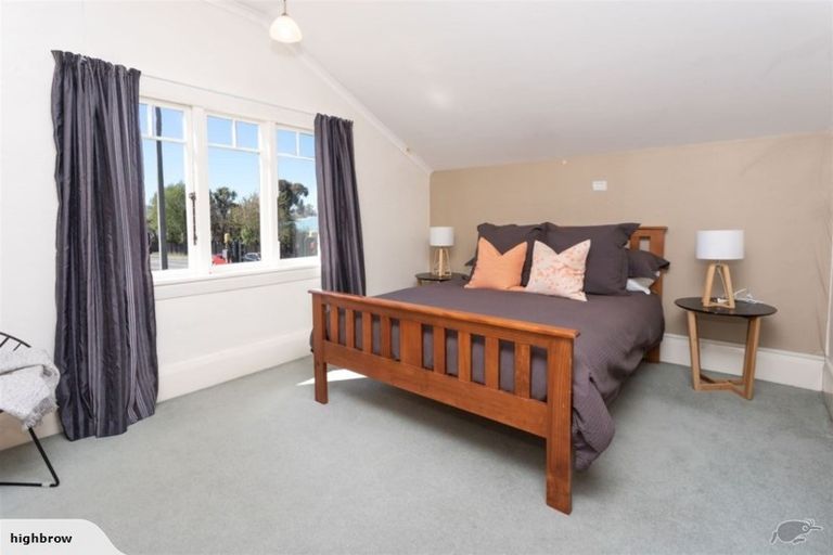 Photo of property in 23 Straven Road, Riccarton, Christchurch, 8011