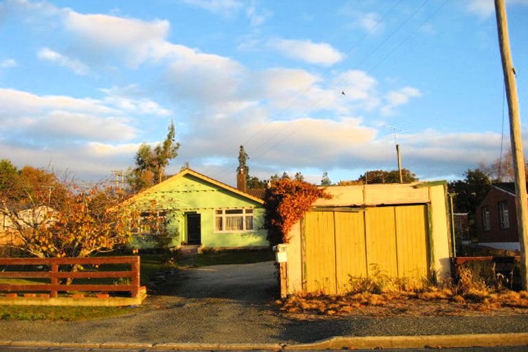 Photo of property in 32 Mull Street, Palmerston, 9430