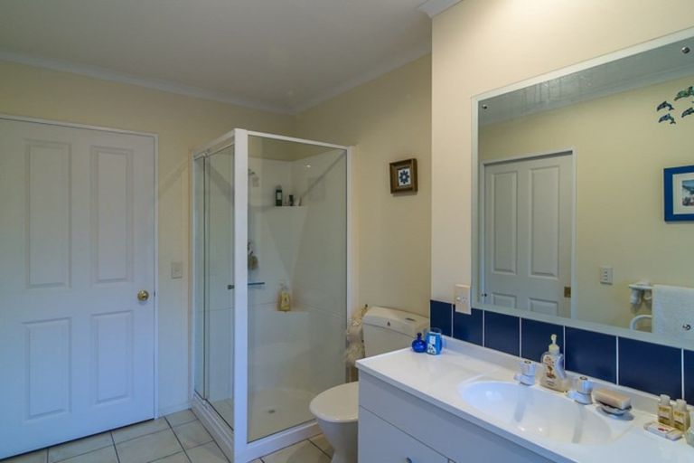 Photo of property in 20 Harry Shaw Way, Raumati South, Paraparaumu, 5032