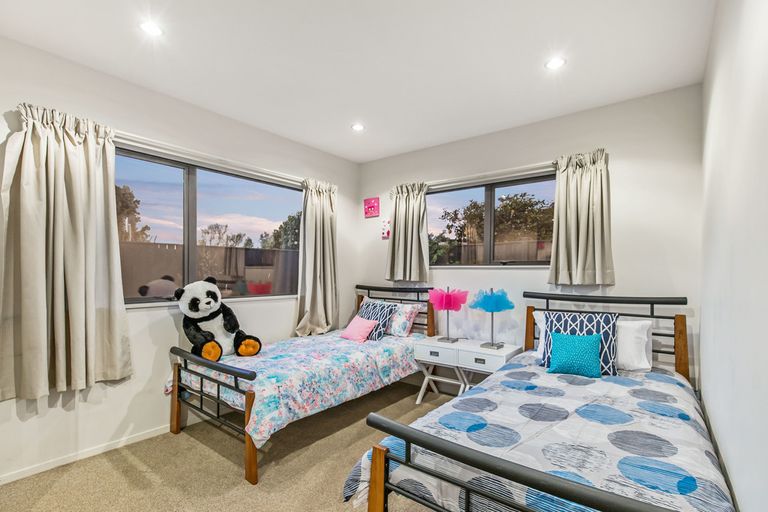 Photo of property in 1a Pelorus Place, Pakuranga, Auckland, 2010