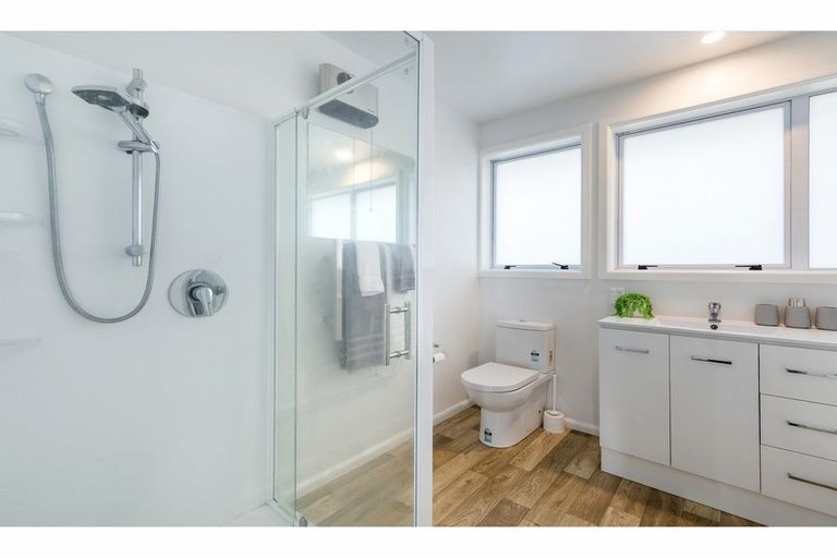 Photo of property in 109 Effingham Street, North New Brighton, Christchurch, 8083