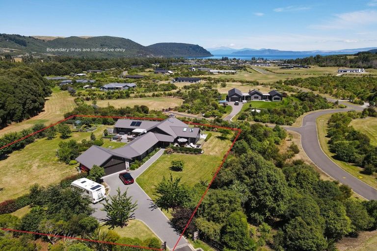 Photo of property in 36 Lacebark Drive, Kinloch, Taupo, 3377