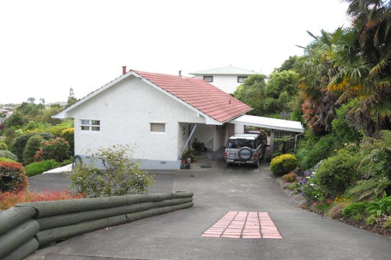 Photo of property in 11 Rangiora Terrace, Tahunanui, Nelson, 7011