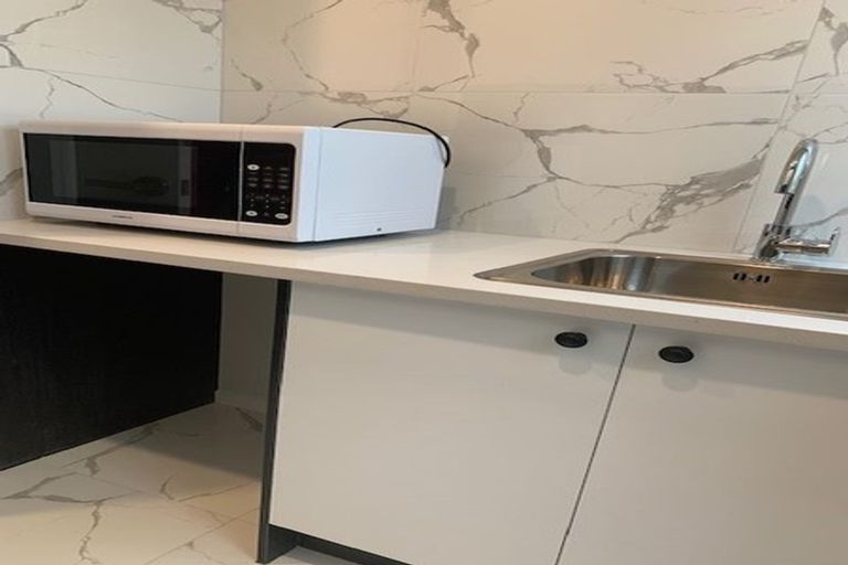 Photo of property in 8 Puruatanga Drive, Flat Bush, Auckland, 2019