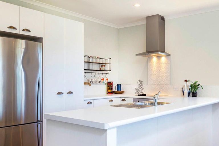 Photo of property in 5 Pigeon Place, Glenorchy, 9372