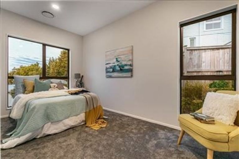 Photo of property in 185a Browns Bay Road, Browns Bay, Auckland, 0630