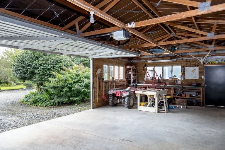 Photo of property in 343 Waihakeke Road, Waihakeke, Carterton, 5792