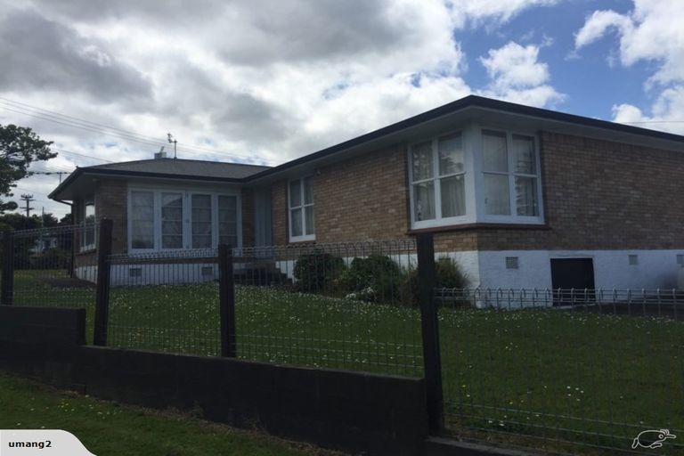 Photo of property in 43 Alfriston Road, Manurewa East, Auckland, 2102