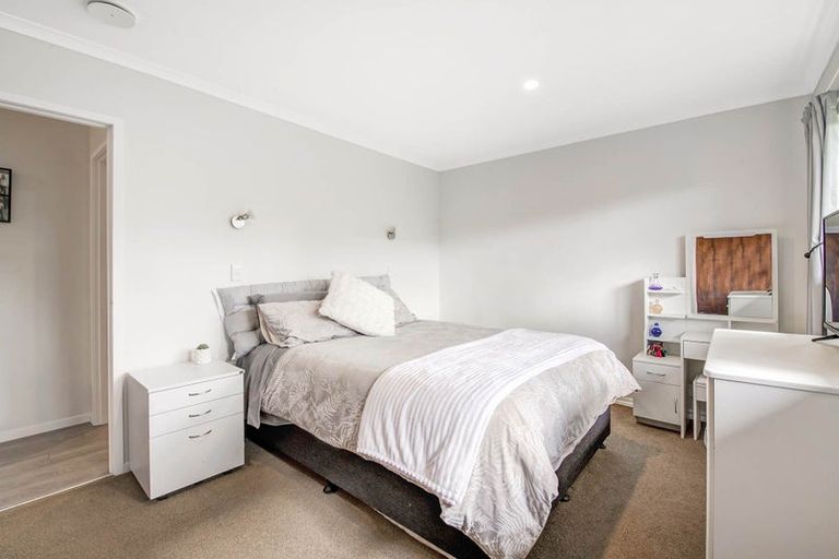 Photo of property in 39 Gledstane Road, Stanmore Bay, Whangaparaoa, 0932