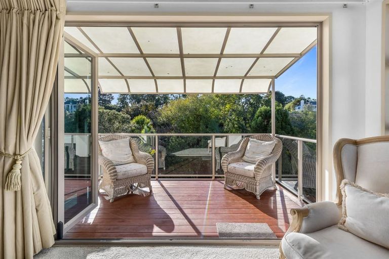 Photo of property in 5 Oakford Park Crescent, Greenhithe, Auckland, 0632