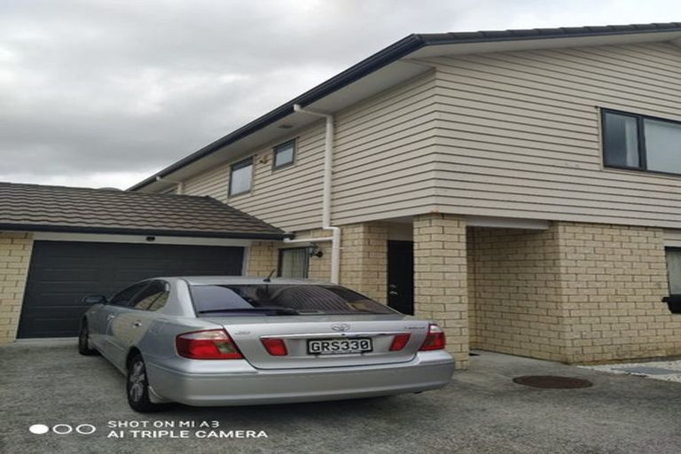 Photo of property in 12 Tavua Lane, Ranui, Auckland, 0612