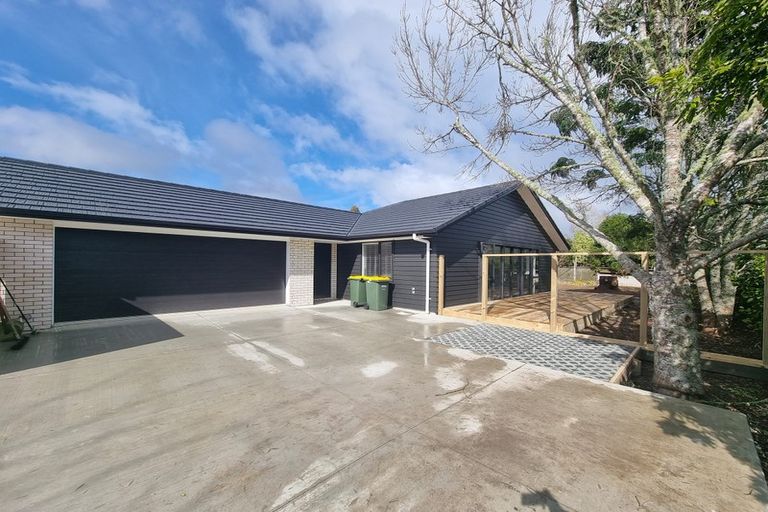 Photo of property in 27 Applemoors Way, Riverhead, 0820