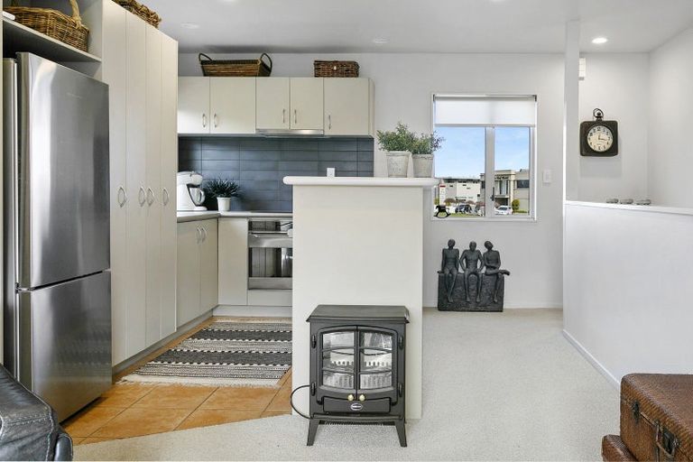 Photo of property in 9/208 Lake Terrace, Hilltop, Taupo, 3330