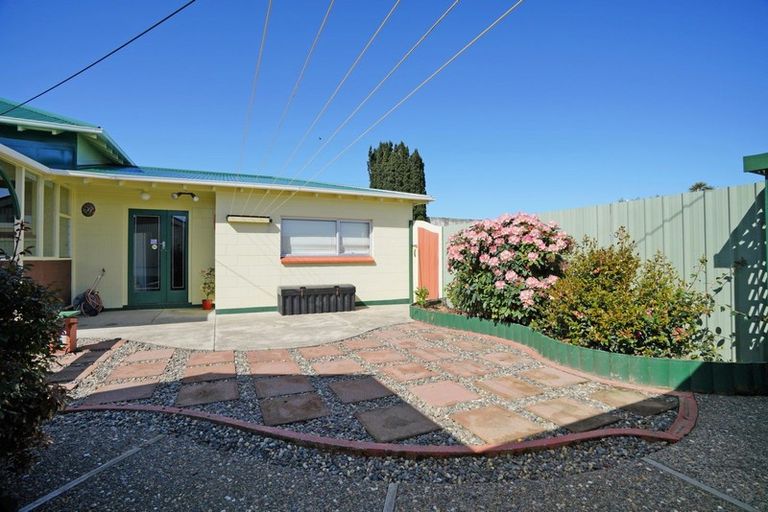 Photo of property in 71 Heywood Street, Grasmere, Invercargill, 9810