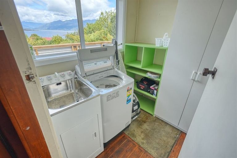 Photo of property in 42 Koe Street, Moana, 7872