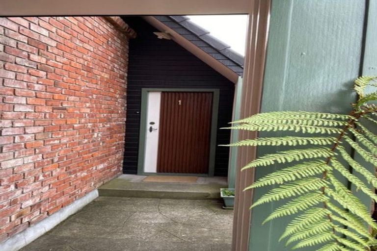 Photo of property in 1/88 Abberley Crescent, St Albans, Christchurch, 8014