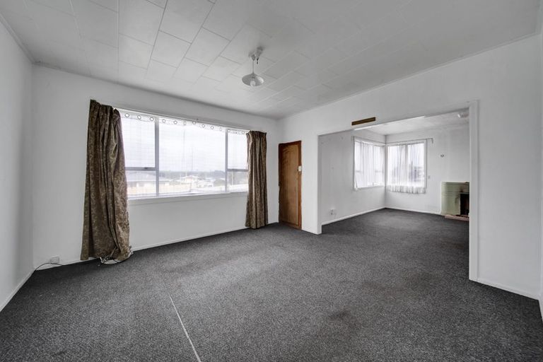 Photo of property in 34 Stafford Street, Patea, 4520