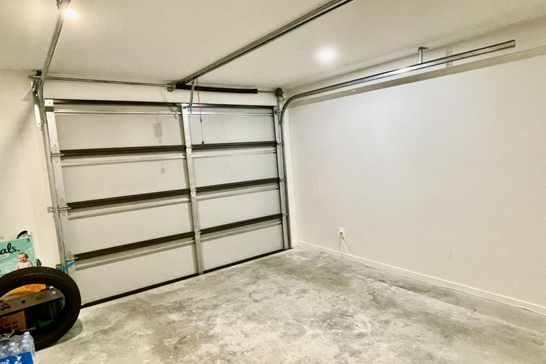 Photo of property in 38 Korokio Lane, Henderson, Auckland, 0612