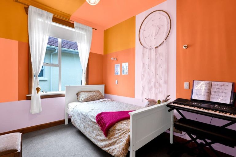 Photo of property in 7 Seddon Street, Westown, New Plymouth, 4310