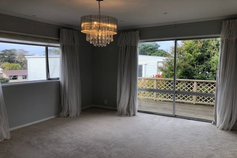 Photo of property in 28 Killarney Avenue, Torbay, Auckland, 0630