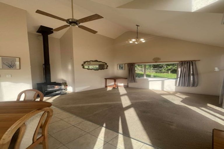 Photo of property in 5 Anzac Valley Road, Waitakere, Auckland, 0816