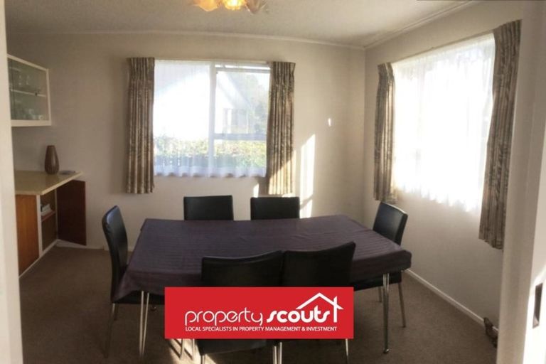 Photo of property in 16 Forest Hill Road, Henderson, Auckland, 0612