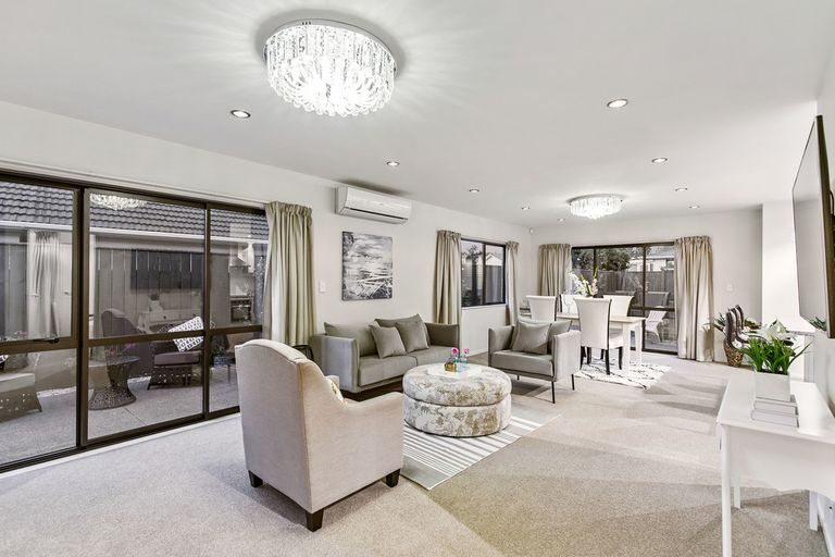 Photo of property in 1a Pelorus Place, Pakuranga, Auckland, 2010