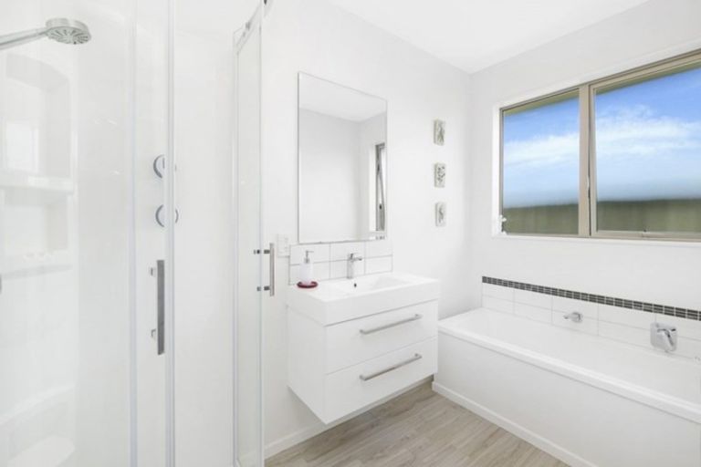 Photo of property in 21 Newbrook Terrace, Darfield, 7510