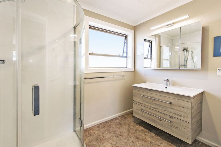 Photo of property in 48 Buchanans Road, Hei Hei, Christchurch, 8042