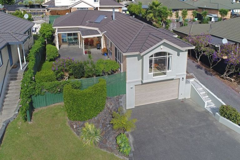 Photo of property in 7 Natasha Lane, Henderson, Auckland, 0612