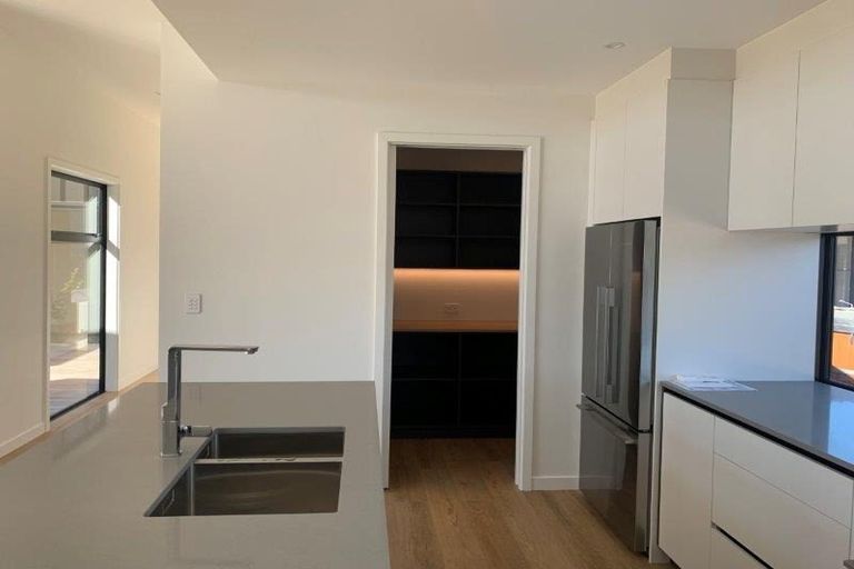 Photo of property in 17 Mills Road, Wanaka, 9305