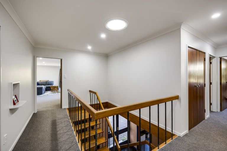 Photo of property in 14 Priestley Road, Bluff Hill, Napier, 4110