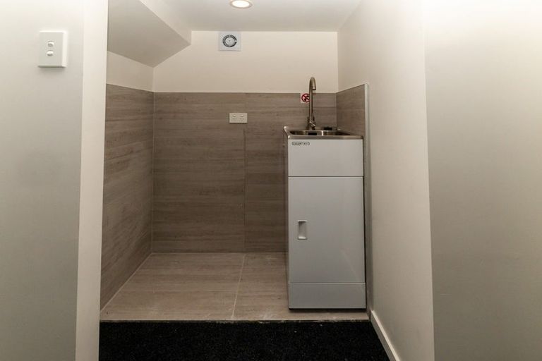 Photo of property in 9/116 Colwill Road, Massey, Auckland, 0614