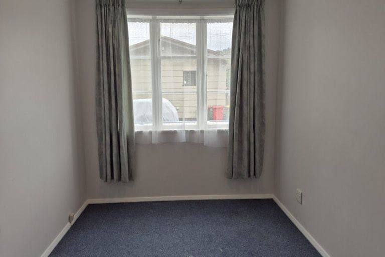 Photo of property in 1159 High Street, Taita, Lower Hutt, 5011