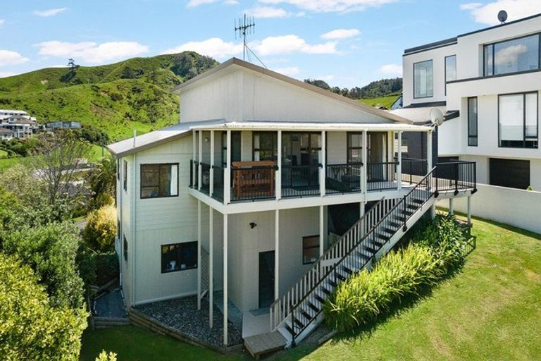 Photo of property in 2 Mayor View Terrace, Waihi Beach, 3611
