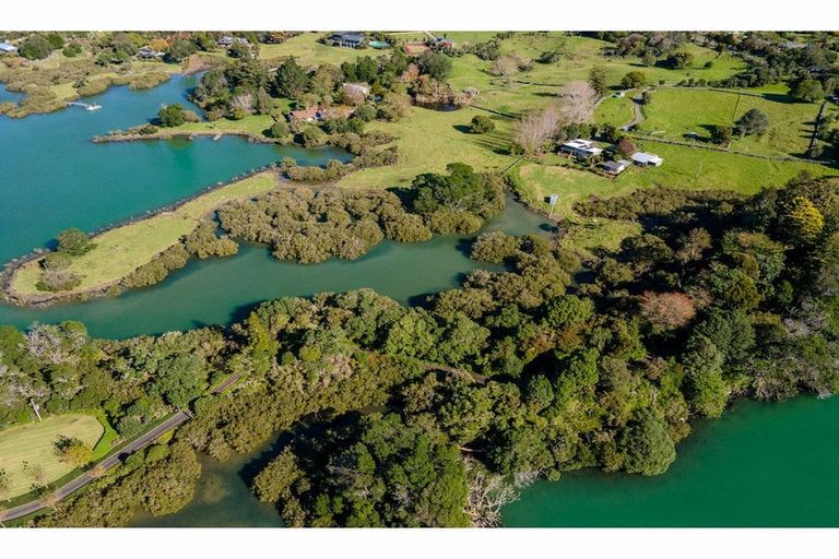 Photo of property in 946 Kerikeri Inlet Road, Kerikeri, 0293