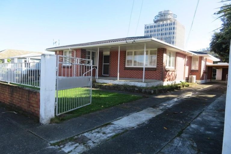 Photo of property in 213 Taita Drive, Avalon, Lower Hutt, 5011
