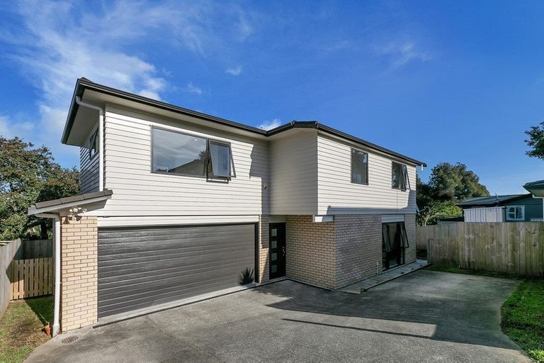 Photo of property in 40a Roberts Road, Glenfield, Auckland, 0629