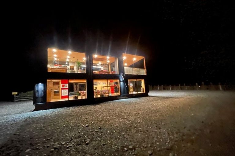 Photo of property in 27 Avon Street, Athol, 9793