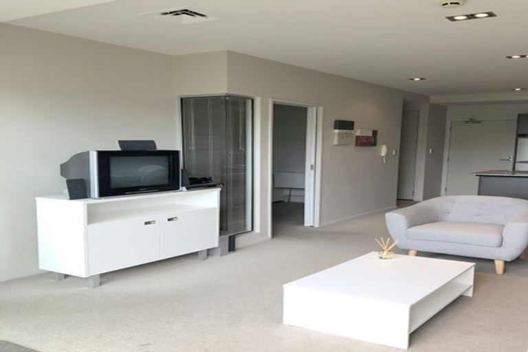 Photo of property in Shoal Haven Apartments, 112a/130 Anzac Street, Takapuna, Auckland, 0622