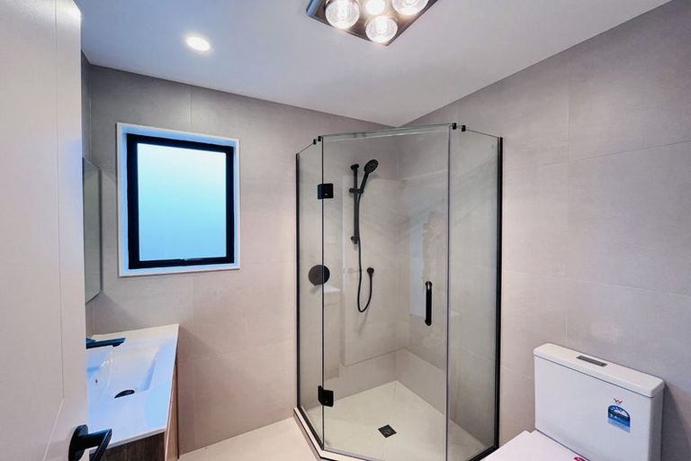 Photo of property in 8 Toetoe Street, Westgate, 0814