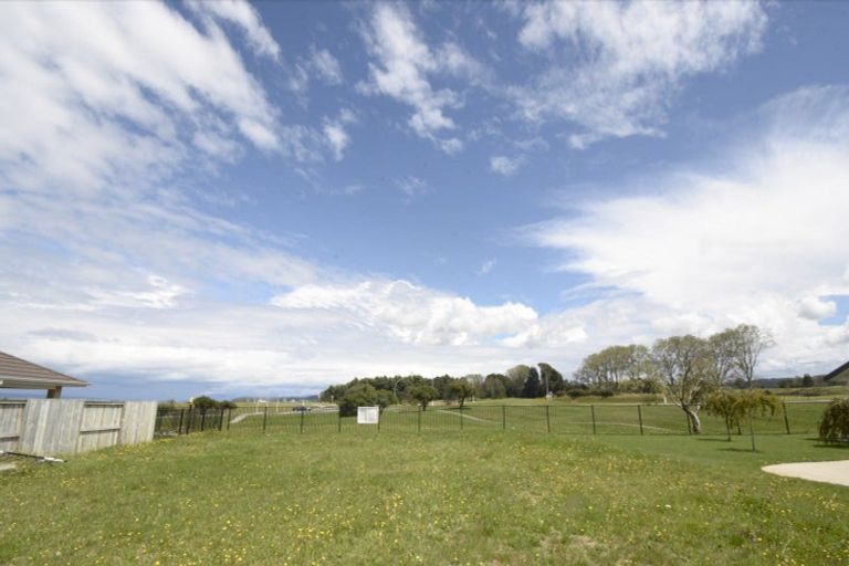 Photo of property in 50 Huka Heights Drive, Rangatira Park, Taupo, 3330