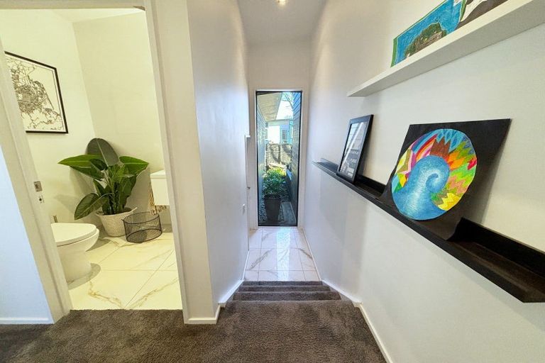 Photo of property in 1/16 Strowan Road, Strowan, Christchurch, 8052