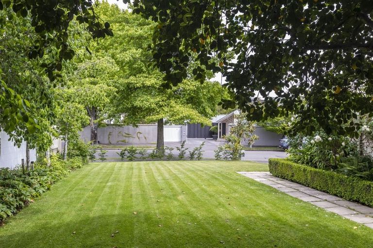 Photo of property in 17 Desmond Street, Merivale, Christchurch, 8014