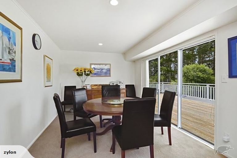 Photo of property in 3/496 Glenfield Road, Glenfield, Auckland, 0629