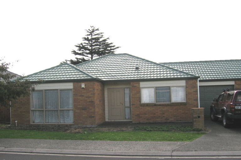 Photo of property in 20 Dunbarton Drive, Ranui, Auckland, 0612