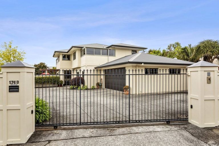 Photo of property in 176b Heta Road, Highlands Park, New Plymouth, 4312