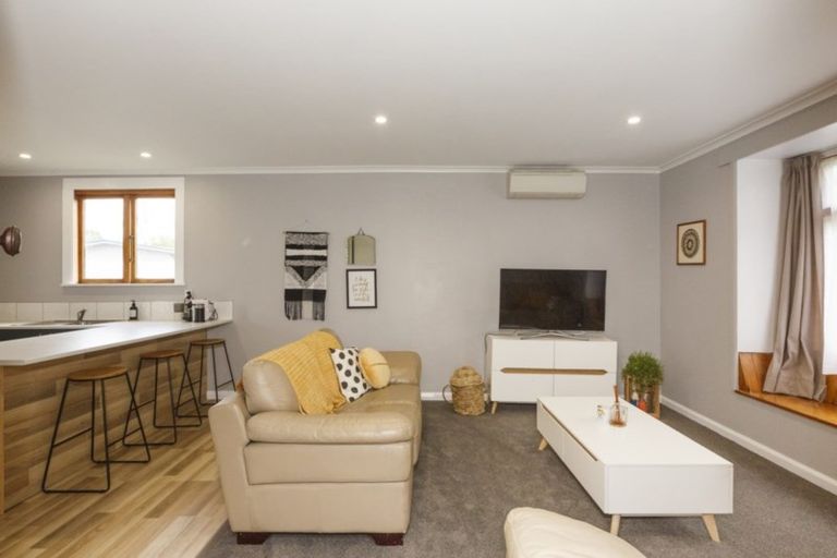Photo of property in 14 Douglas Street, West End, Palmerston North, 4412