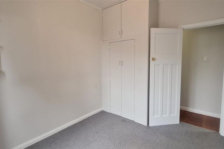 Photo of property in 81 Meeanee Road, Taradale, Napier, 4112