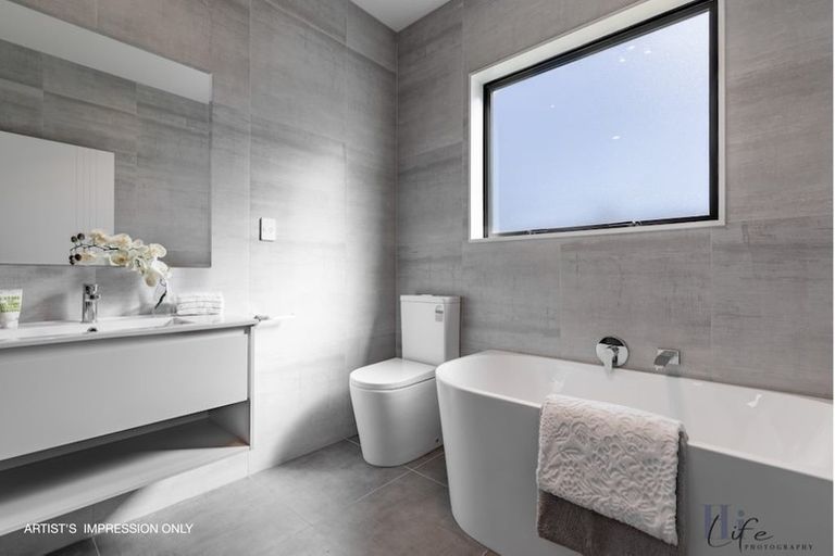 Photo of property in 3 Moemoea Avenue, Kumeu, 0810